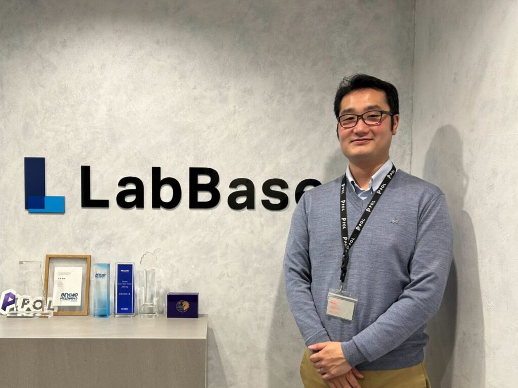 株式会社LabBase 様 写真