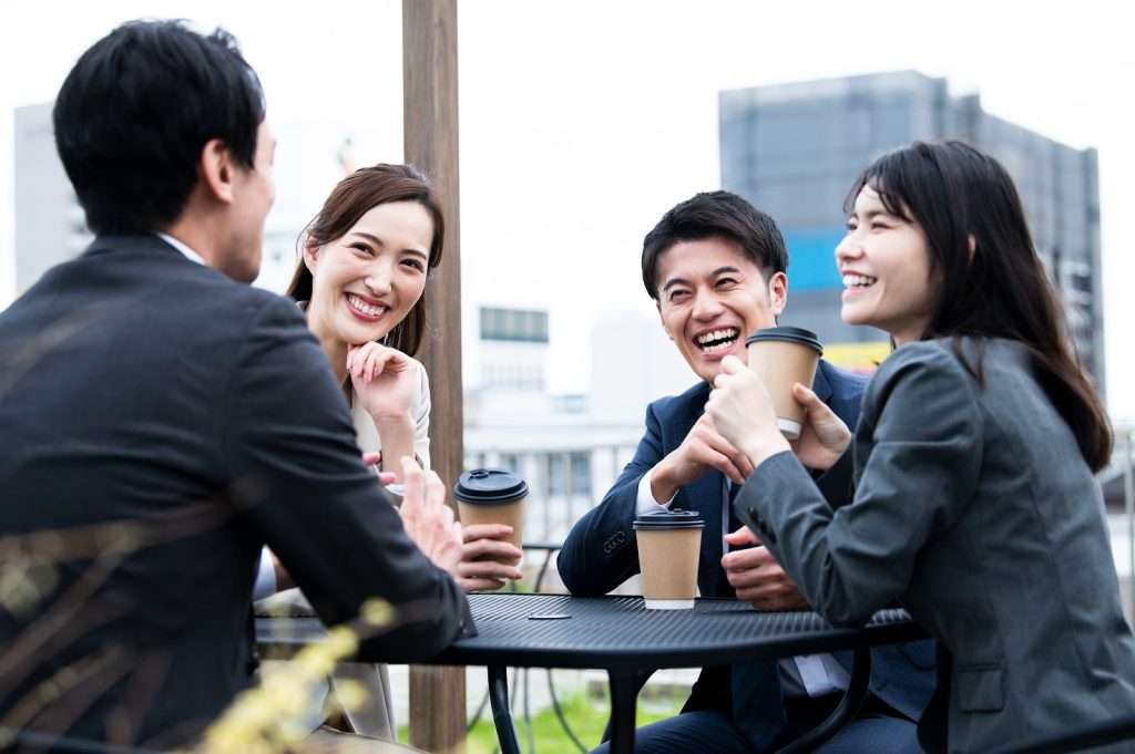 人気の福利厚生10選！従業員の満足度が上がる制度とは？