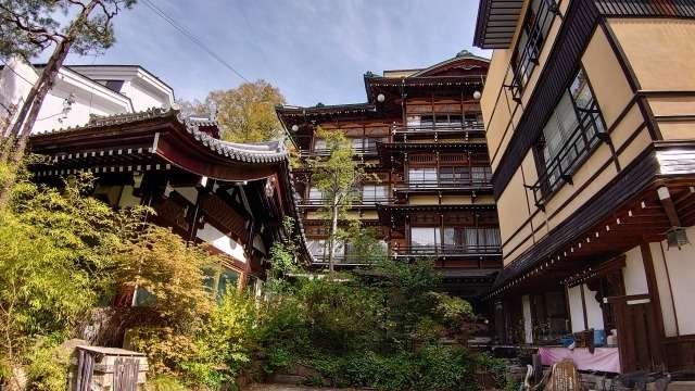 渋温泉周辺のおすすめスポット10選！魅力やおすすめの過ごし方も紹介; 