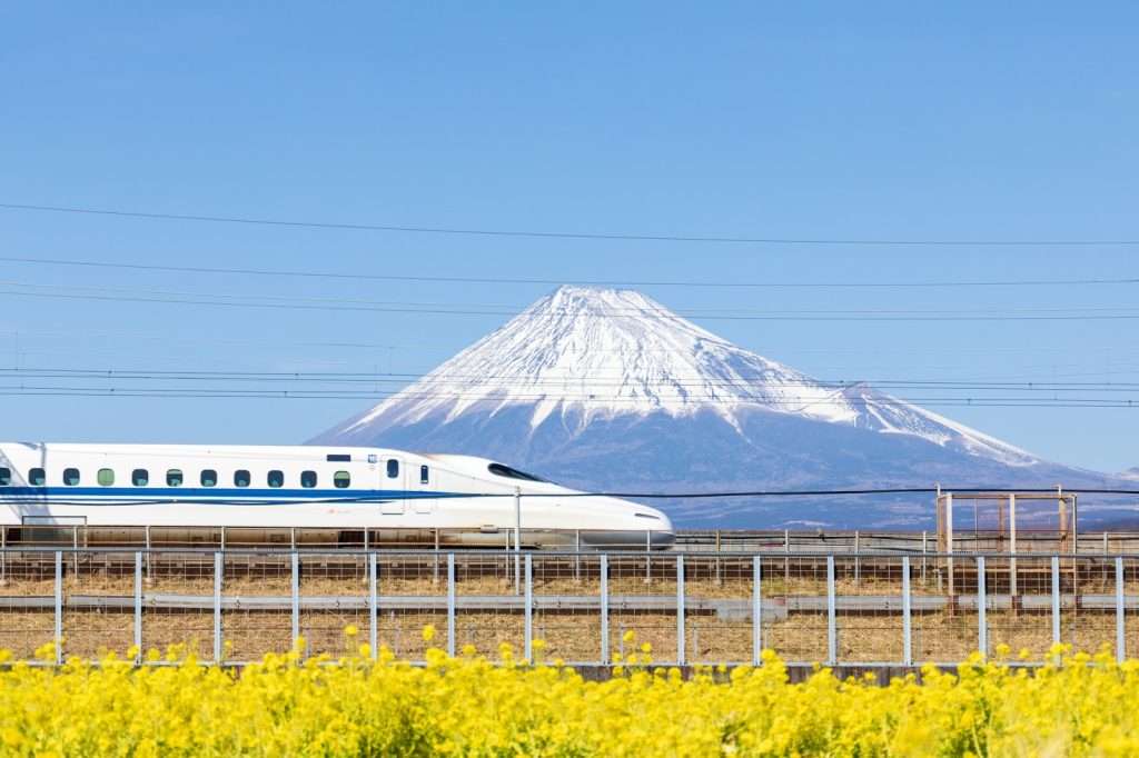 新幹線と飛行機どっちが安い?料金・所要時間でコスパを比較!;