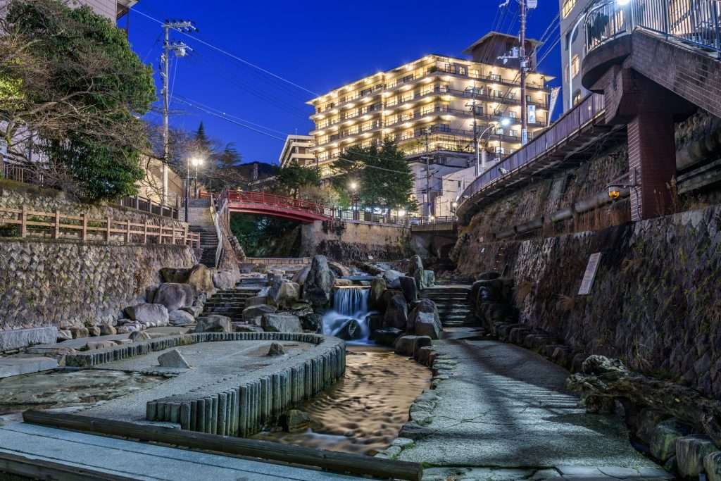 関西のおすすめ温泉地10選！魅力や特徴も詳しく解説; 